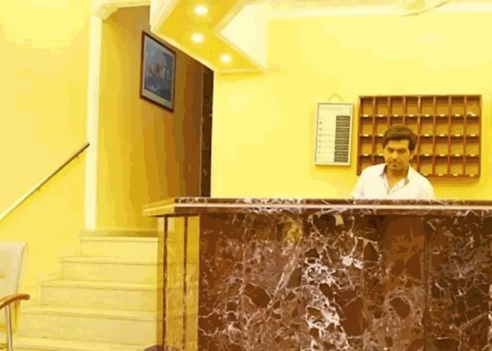 Апарт-отель Happy Homes 3*