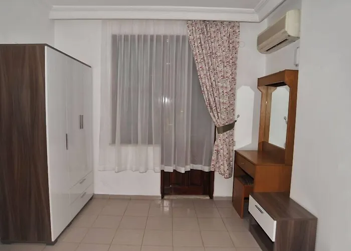 Happy Homes Апарт-отель 3*