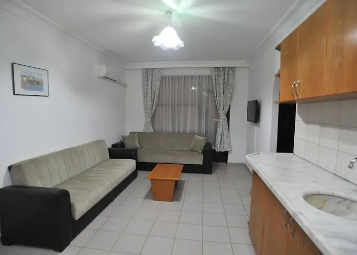 Апарт-отель Happy Homes 3*