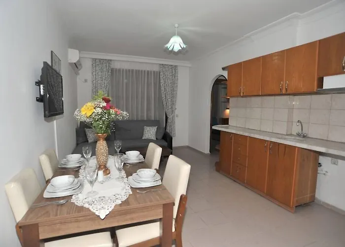 アパートホテル Happy Homes